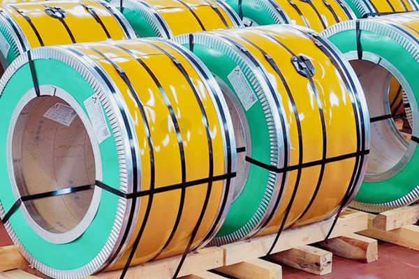 2025年精密不銹鋼帶行業(yè)迎來黃金發(fā)展期,技術(shù)創(chuàng)新與產(chǎn)能擴(kuò)張并進(jìn)